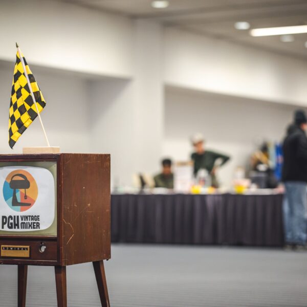 VINTAGE_MIXER_24-2180-1